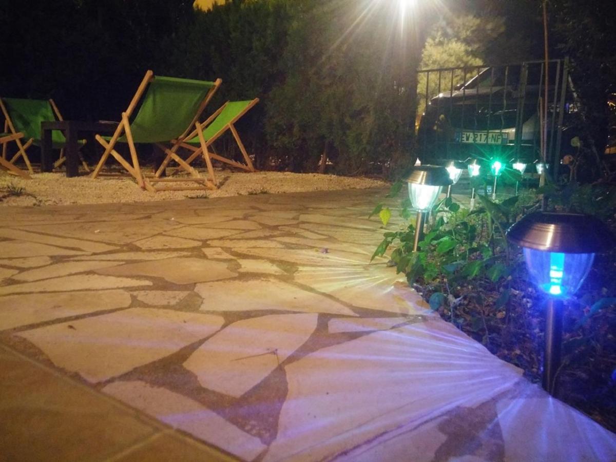 Agreable T3 Avec Jardin Et Parking Prive, A 350M Du Centre Ville Et Des Plages, Wifi, Remise Supplementaire De 10 Pourcent Pour Une Location A La Semaine Cavalaire-sur-Mer Buitenkant foto